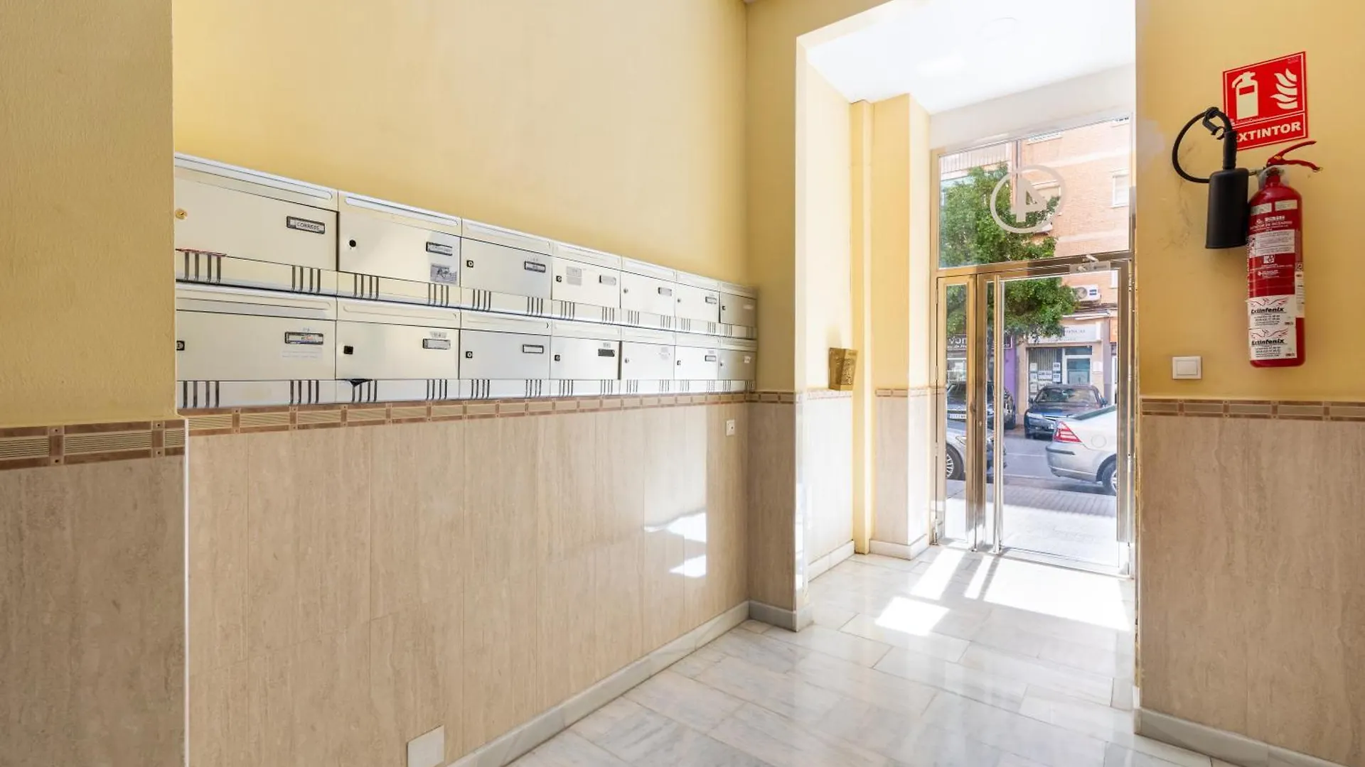 Wintowinrentals Quiet Apartment, Good Location, Free Parking Malaga 0*,
