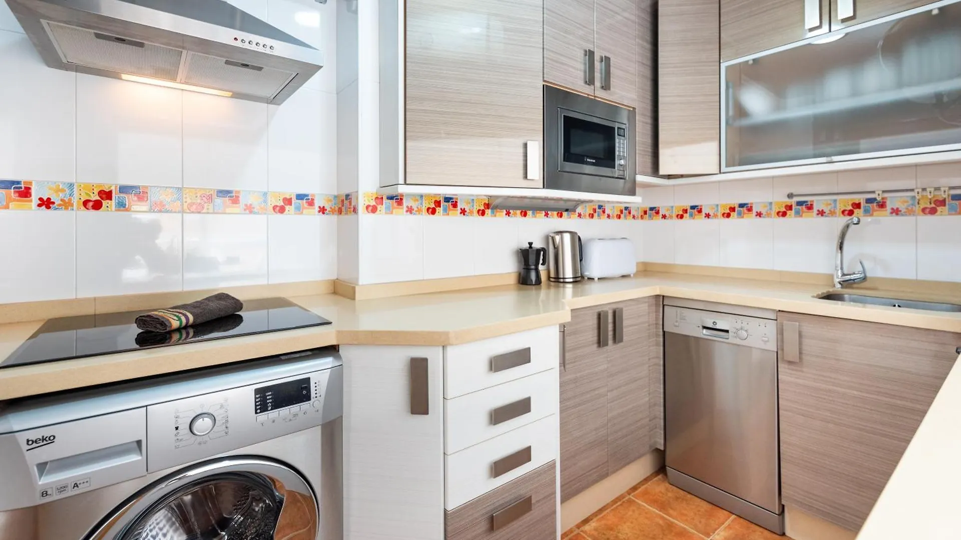 Wintowinrentals Quiet Apartment, Good Location, Free Parking Malaga